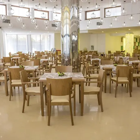 Grand Sunny 4* Slăntjev Brjag