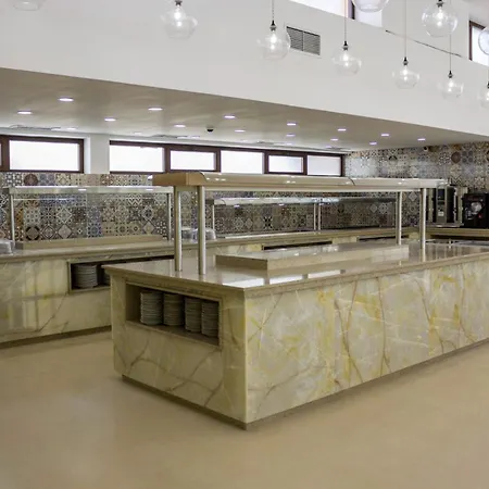 Hotell Grand Sunny 4*