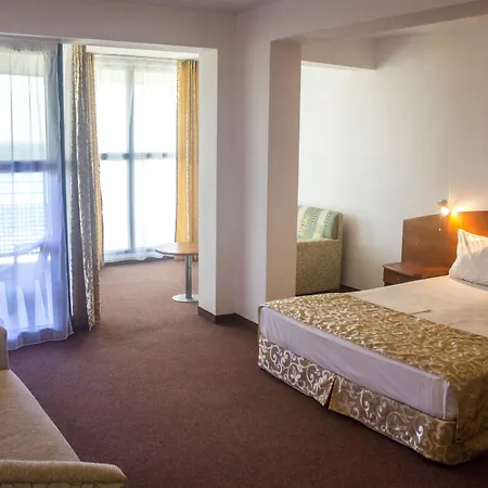 Grand Sunny Hotel 4*
