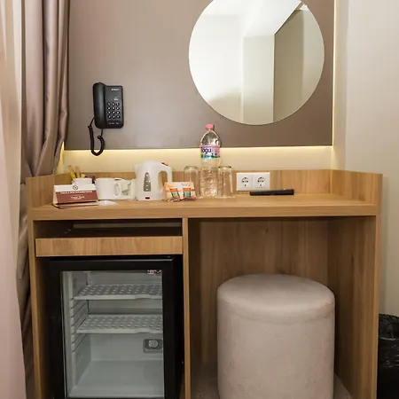 Hotel Grand Sunny 4*