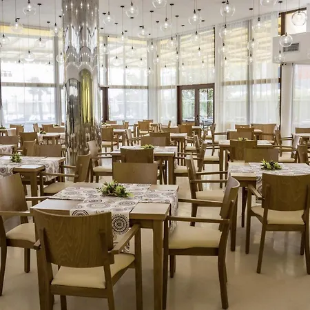 Grand Sunny Hotel 4*